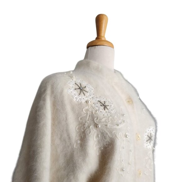 Vintage Belldini Angora Blend Cream Cardigan Sweater - Picture 2 of 10